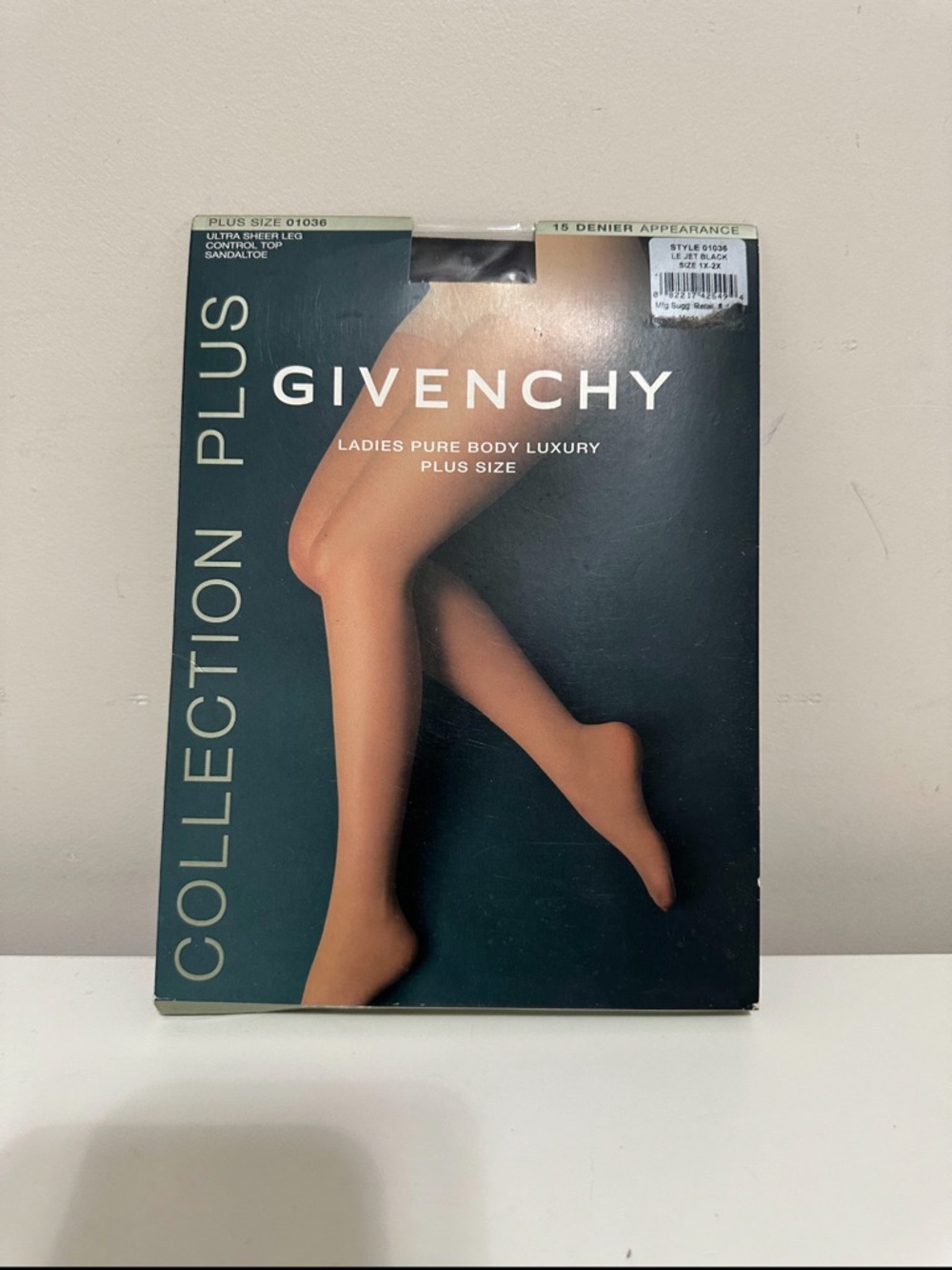 Givenchy Plus Size Pantyhose 1X/2X Jet Black 15 Denier Control Top NIP